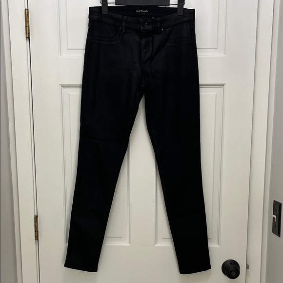 Elie Tahari Black Waxed Coat Azella Low Rise Skinny Leg Jeans - Size 6 - Picture 1 of 15